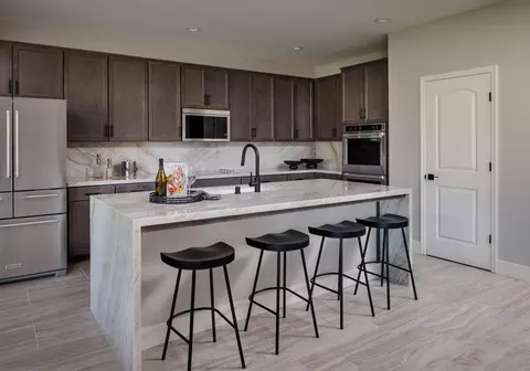 Kitchen - 5220 W Delaware Ave, Visalia, CA 93291 photo 6 of 9