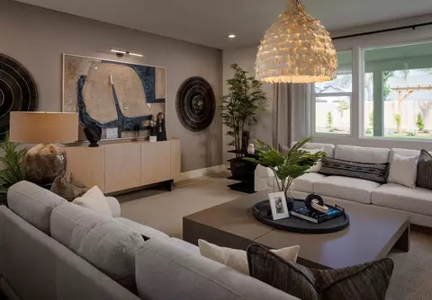Living - 5220 W Delaware Ave, Visalia, CA 93291 photo 3 of 4