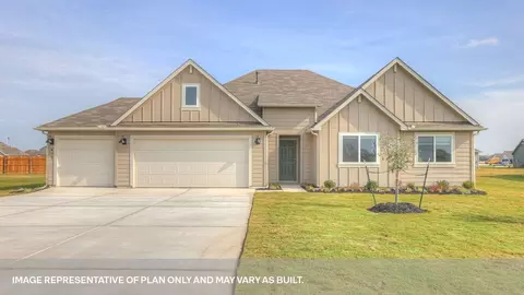 489 Mcginty Meadow Dr, Lockhart, TX 78644