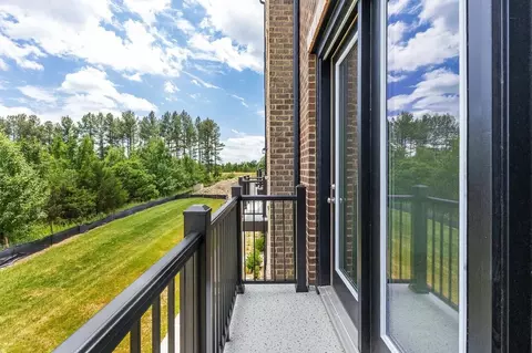 Exterior - 20870 Murry Falls Ter, Ashburn, VA 20147 photo 4 of 10