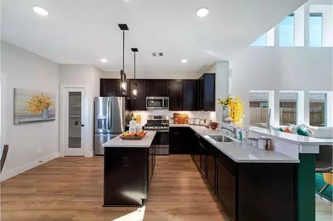 Kitchen - 10823 Piston Ct, Conroe, TX 77303 photo 2 of 6