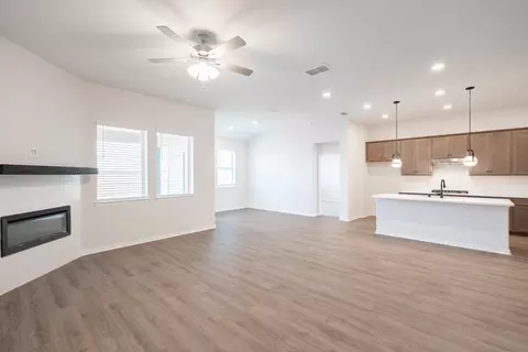 Living - 3904 Jade Dr, Celina, TX 75009 photo 2 of 3