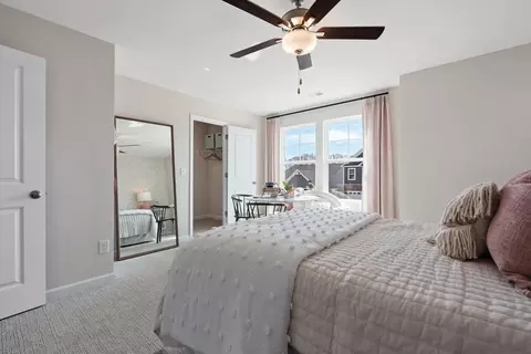 Bedroom - 897 Jp Stevens Rd, Seneca, SC 29678 photo 5 of 6