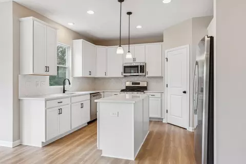 Kitchen - 3443 Bluejay Ridge Dr, Powell, OH 43065 photo 1 of 5