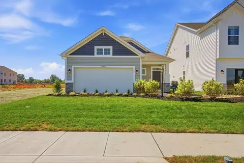 1105 Brittany Dr, Delaware, OH 43015 photo 2