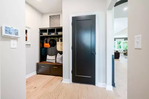 Entry Way - 503 Longhaven Dr, O'fallon, MO 63368 photo 4 of 5
