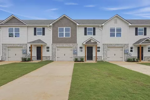 186 River Rock St, Lincoln, AL 35096