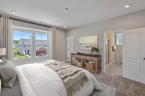 Bedroom - 3801 Circollo Dr, Covington, KY 41017 photo 1 of 5