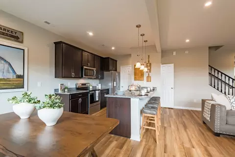 Kitchen - 3801 Circollo Dr, Covington, KY 41017 photo 1 of 10