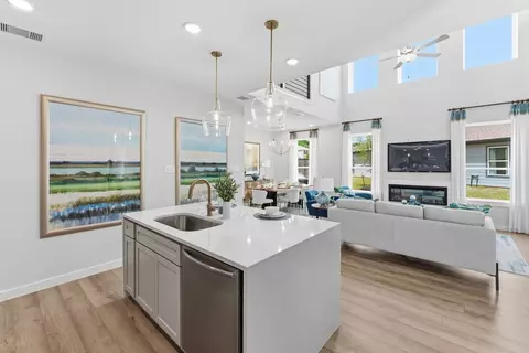 Kitchen - 10607 Flight Deck Ct, Conroe, TX 77303 photo 5 of 6