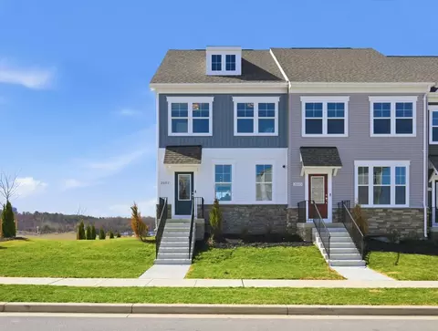 Exterior - 2001 Twisted Oak Pl, Hanover, MD 21076 photo 6 of 9