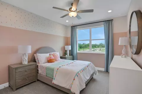 Bedroom - 8078 Sunny Point Trl, Parrish, FL 34219 photo 4 of 4