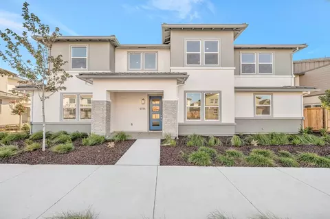 5736 Lake Club Dr, Fairfield, CA 94533