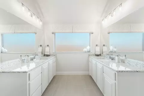 Bath - 301 River Meadows Ln, Argyle, TX 76226 photo 1 of 6