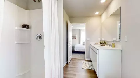 Bath - 11101 Mormon St, Omaha, NE 68142 photo 1 of 5