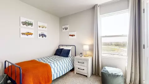 Bedroom - 11101 Mormon St, Omaha, NE 68142 photo 2 of 8