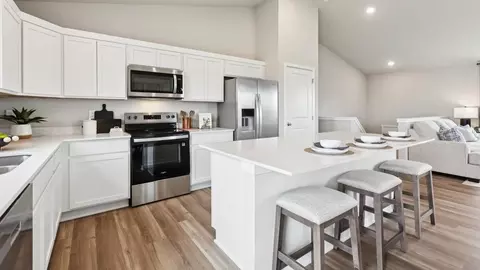Kitchen - 11101 Mormon St, Omaha, NE 68142 photo 9 of 9