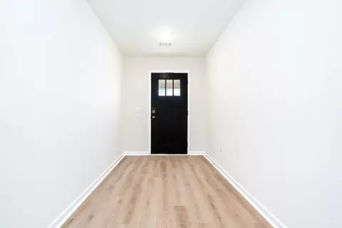 Entry Way - 636 Ridgeland Rd, Dothan, AL 36301 photo 1 of 3