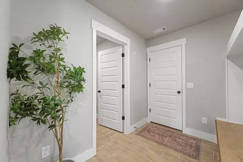 Entry Way - 5244 S Logan Dr, Battlefield, MO 65619 photo 1 of 3