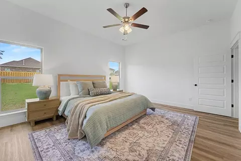 Bedroom - 5244 S Logan Dr, Battlefield, MO 65619 photo 8 of 8