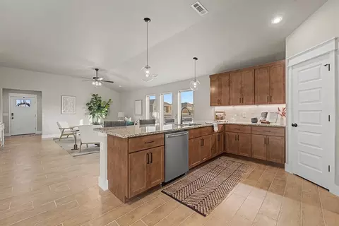 Kitchen - 5244 S Logan Dr, Battlefield, MO 65619 photo 5 of 15