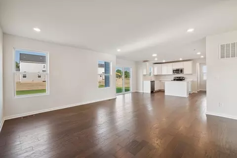 Living - 4033 Heritage Square Dr, Howell, MI 48843 photo 1 of 4