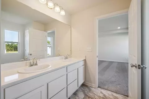 Bath - 4033 Heritage Square Dr, Howell, MI 48843 photo 1 of 3