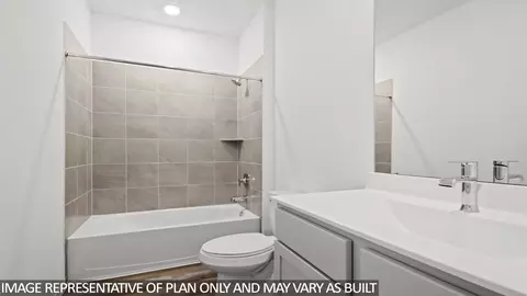 Bath - 626 Bronze Wolf Ct, Conroe, TX 77303 photo 3 of 5
