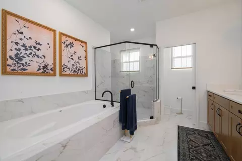Bath - 1894 Ef Griffin Rd, Bartow, FL 33830 photo 3 of 7