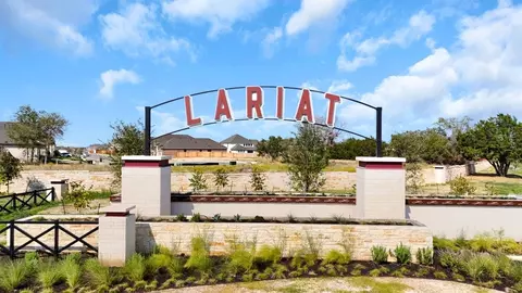 328 W Faulkner St, Liberty Hill, TX 78642