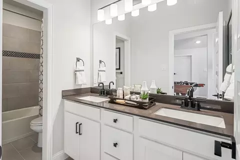 Bath - 3152 Ashbrook Ln, Anna, TX 75409 photo 2 of 3