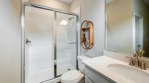 Bath - 13610 Cornerstone Way, Parrish, FL 34219 photo 2 of 5