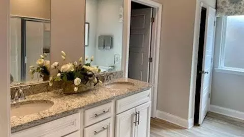 Bath - 11 Stonebridge Dr, Petal, MS 39465 photo 1 of 5
