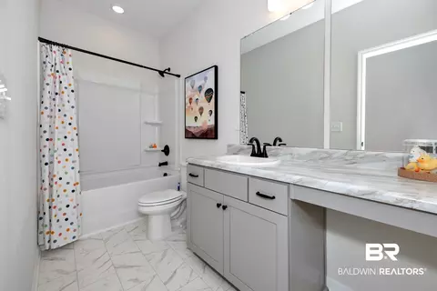 Bath - 33664 Brookstone Loop, Loxley, AL 36551 photo 7 of 8