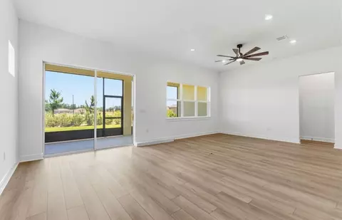 Living - 8439 SW 58th Loop, Ocala, FL 34481 photo 1 of 1