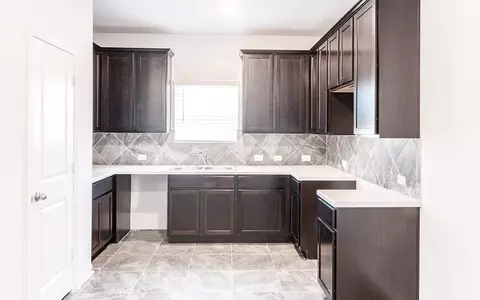 Kitchen - 201 Mclintock Rd, Jarrell, TX 76537 photo 1 of 5