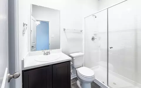 Bath - 201 Mclintock Rd, Jarrell, TX 76537 photo 1 of 5