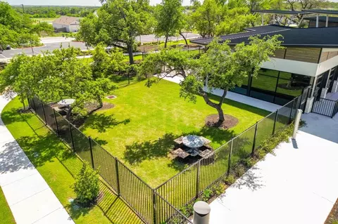 View/Area - 201 Mclintock Rd, Jarrell, TX 76537 photo 5 of 12