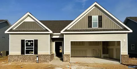 20194 Nightingale Dr, Athens, AL 35611