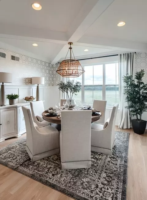 Dining - 8582 Rocky Springs Rd, Frederick, MD 21702 photo 4 of 19