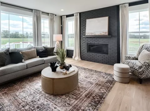 Living - 8582 Rocky Springs Rd, Frederick, MD 21702 photo 18 of 31