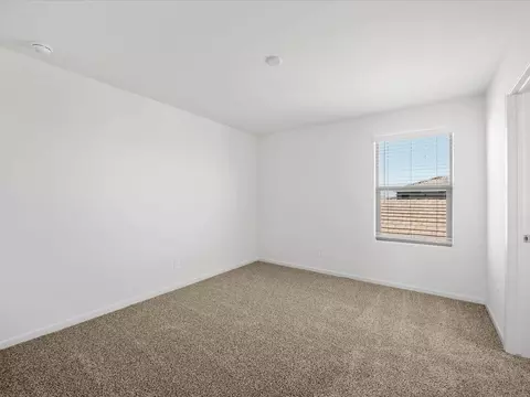 7390 S Gray Jay Dr, Vail, AZ 85641