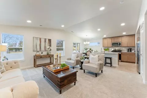 Living - 428 Needlegrass Ln, Kalispell, MT 59901 photo 1 of 2