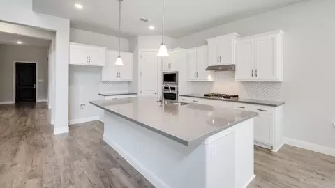 Kitchen - 527 Coen Cain Dr, Rosenberg, TX 77471 photo 2 of 4