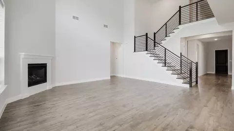 Living - 527 Coen Cain Dr, Rosenberg, TX 77471 photo 2 of 5