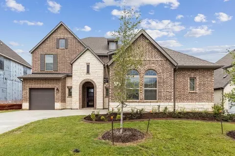2238 Village Trl, Lakewood Village, TX 75068