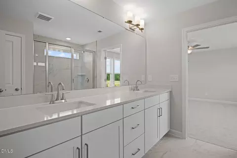 Bath - 1925 Eagle Manor Dr, Wendell, NC 27591 photo 3 of 13