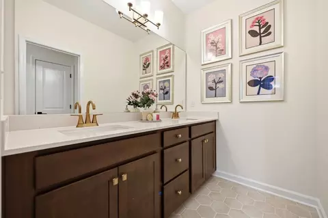 Bath - 1925 Eagle Manor Dr, Wendell, NC 27591 photo 7 of 11