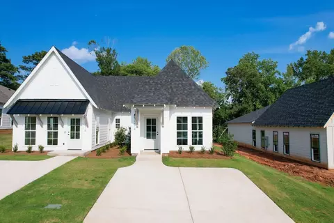 3214 Bradley Ln, Auburn, AL 36830