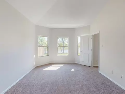 Bedroom - 8024 Butterfield Dr, Sanger, TX 76266 photo 1 of 7